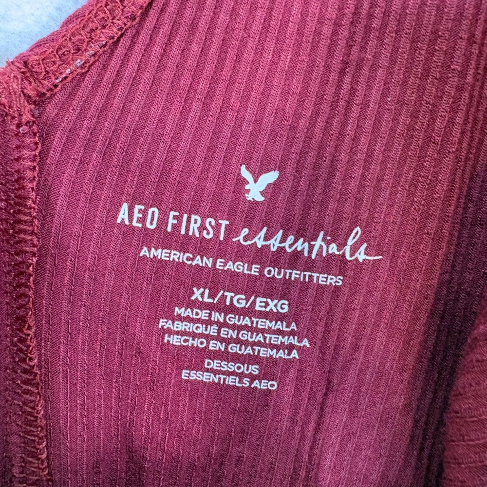 NWT American Eagle Burgundy Cold Shoulder Ribbed Knit Top Womens XL Boho Goth - Picture 4 of 5